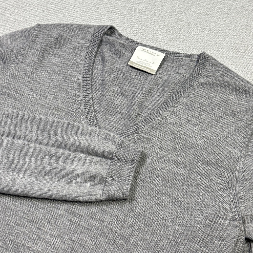 Nike Golf Wool Blend Sweater Women's Mediumβ Gray V-Neck Tight-Knit Pullover